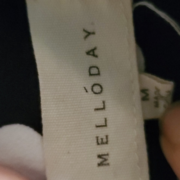 Melloday women's Polka-dot blouse Size Medium - Picture 2 of 5